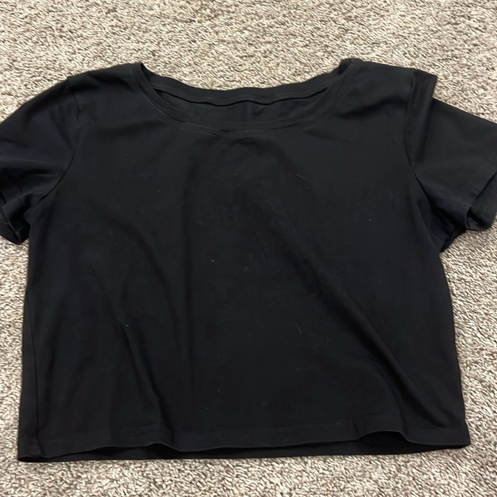 Cropped tilly’s baby tee